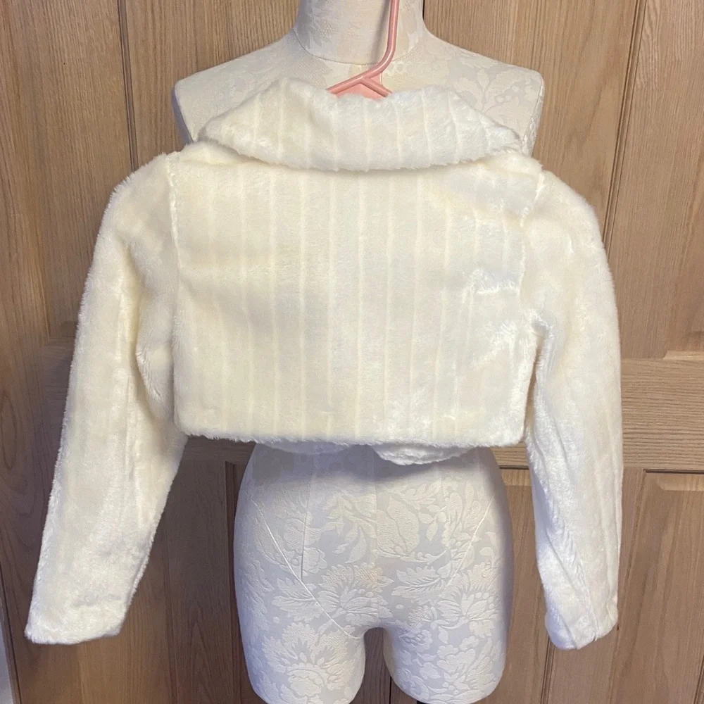 Gymboree Cream Faux Fur Jacket